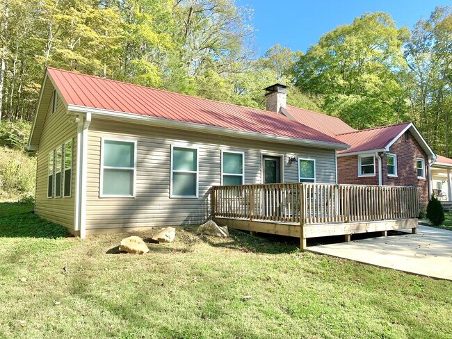 Building Photo - 3979 Lem Davis Rd