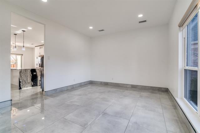 Building Photo - 2941 Clearmeadow Dr