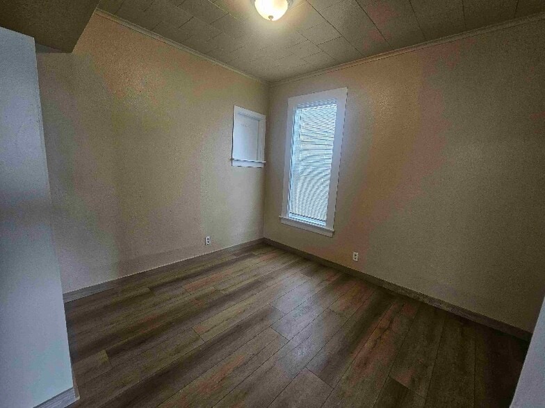 Building Photo - 1116 Wheeler Ave