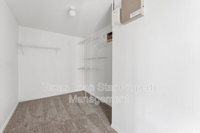 Building Photo - 1507 Sutton St