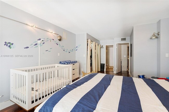 Building Photo - 600 NE 36th St