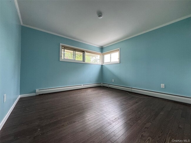 Building Photo - 5 Meander Ln
