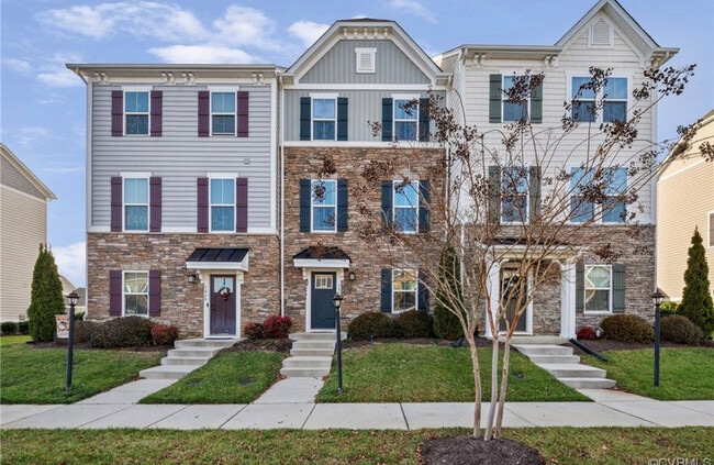 Primary Photo - 7832 Mint Ln