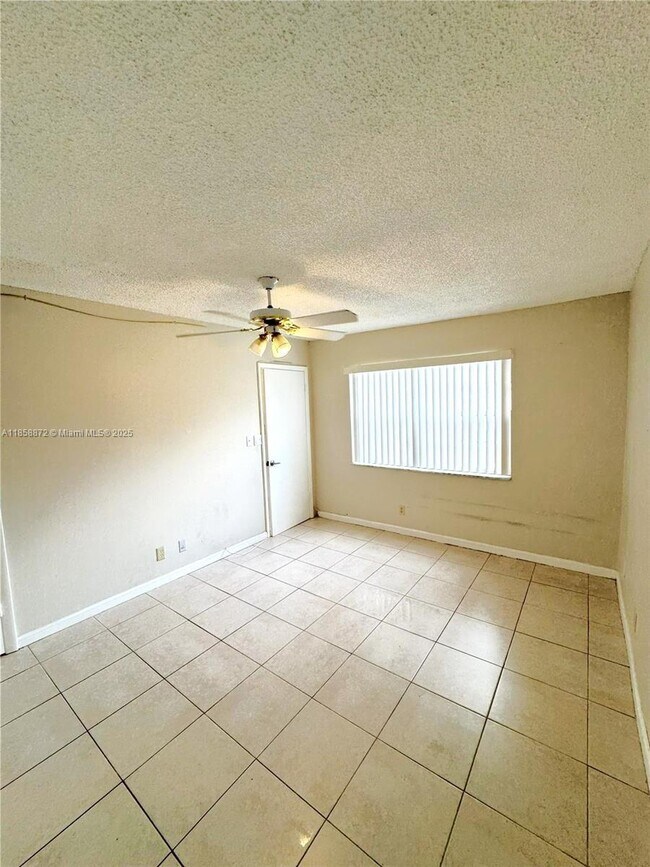Building Photo - 7205 W Sunrise Blvd