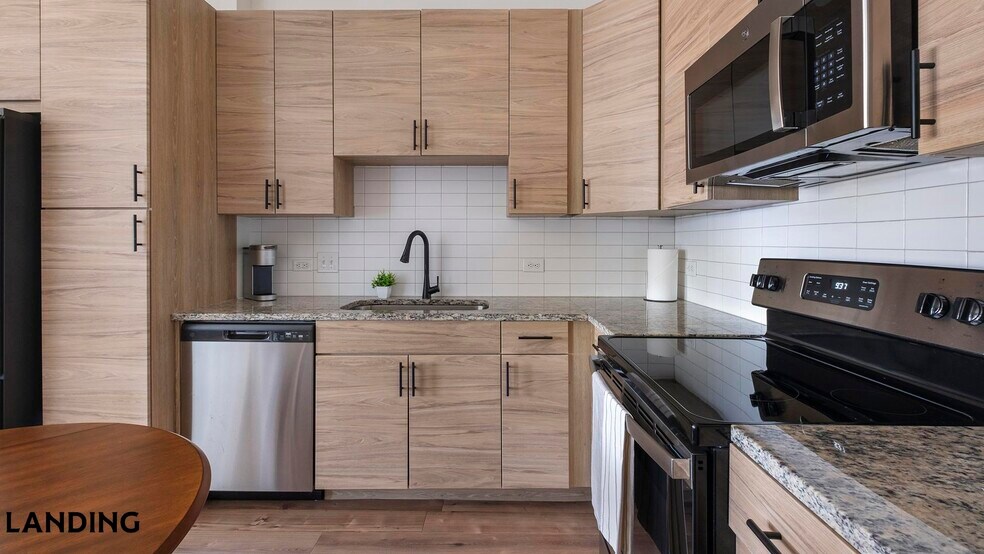 Building Photo - 1111 Shepherd Dr