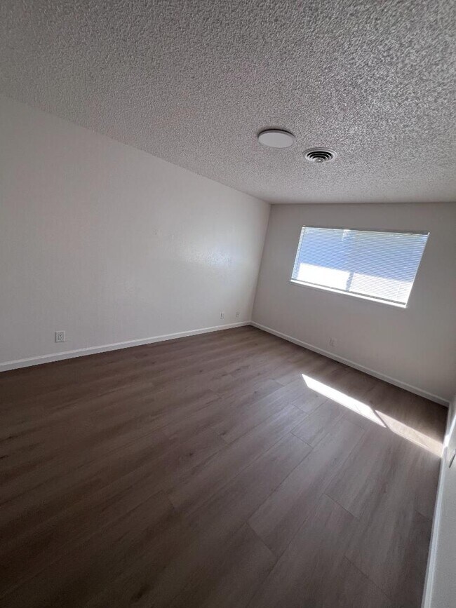 Building Photo - 1178 Forestwood Dr