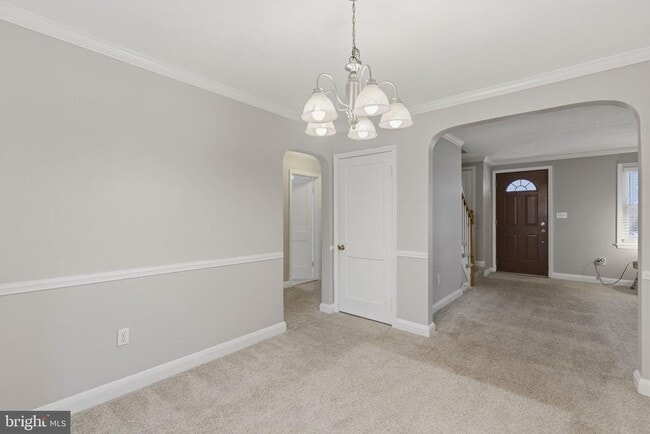 Building Photo - 9117 Smith Ave