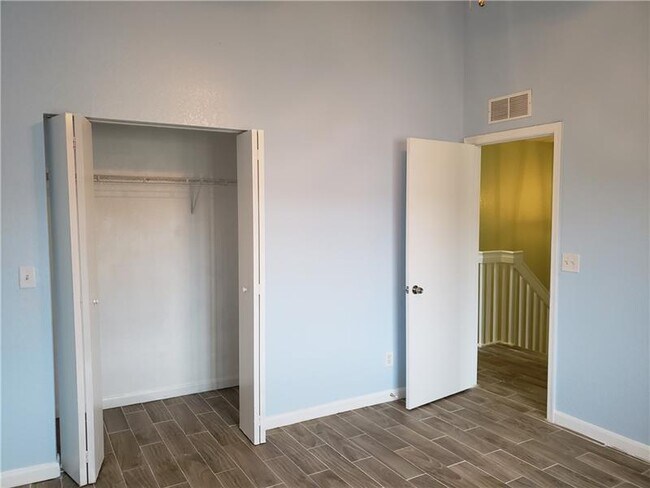 Building Photo - 2270 SW 87th Way