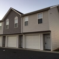 Building Photo - 914 Brawley School Rd