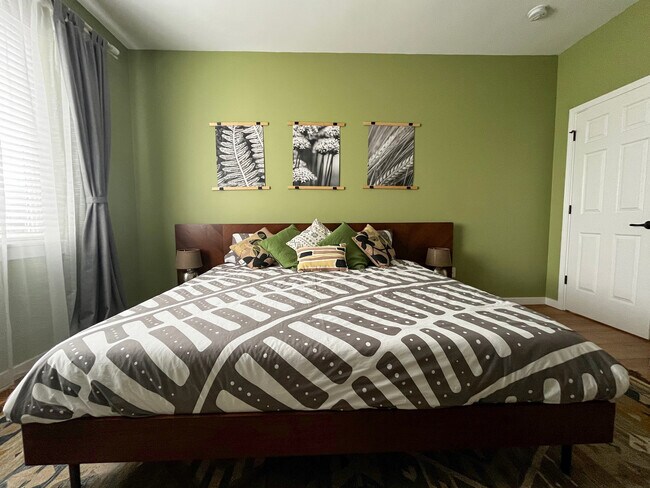 Master Bedroom - 11605 NW 35th Ave