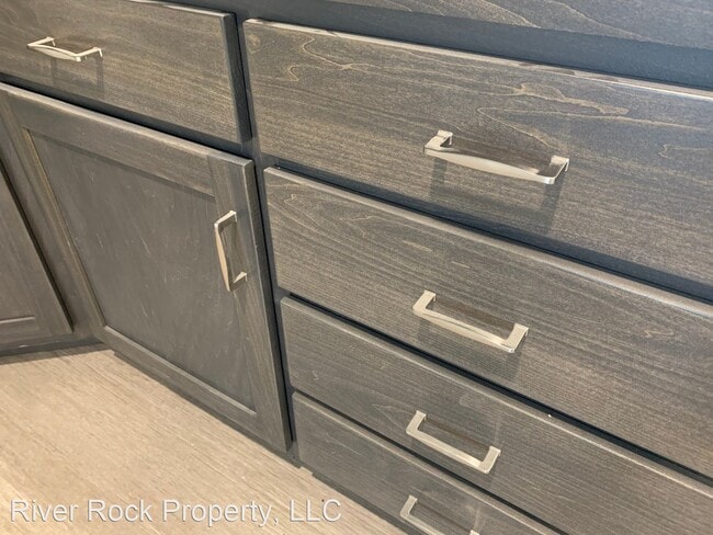 Building Photo - 1205 12th Ave N