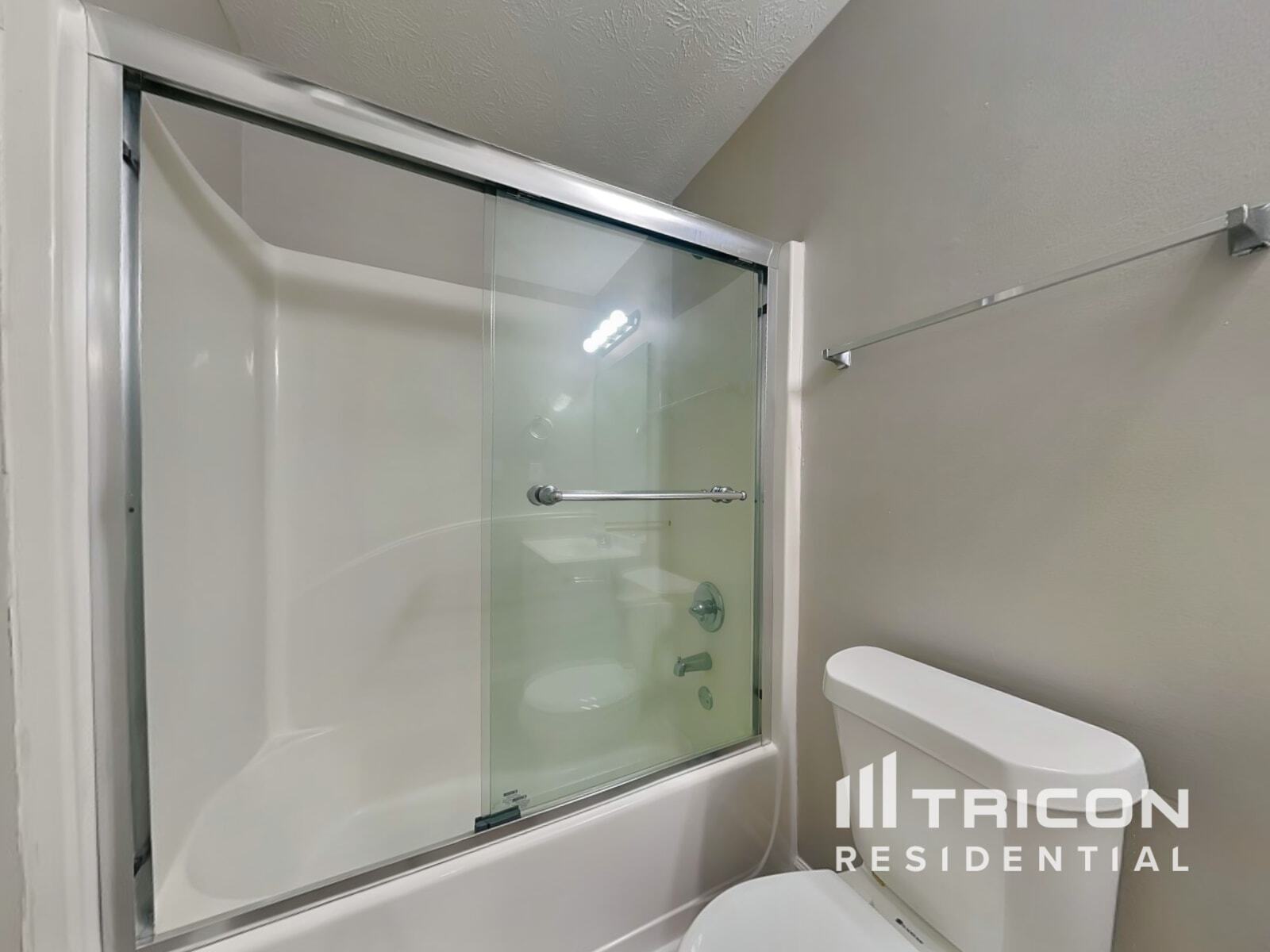 Building Photo - 235 Princeton Way