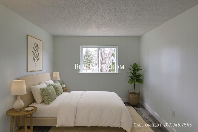 Building Photo - 22 Hillside Ln