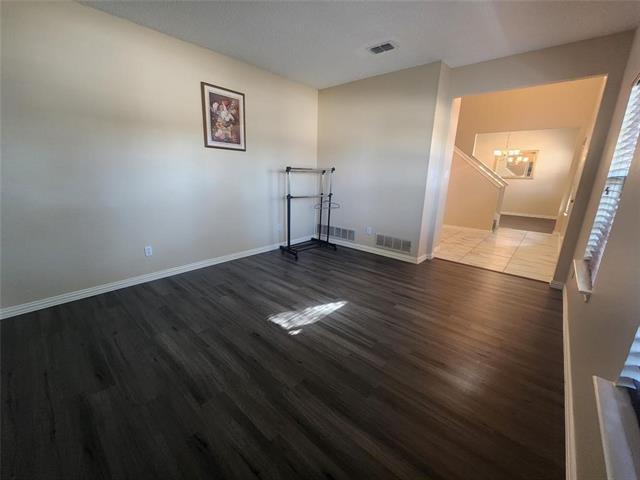 Building Photo - 1416 Poplar Dr