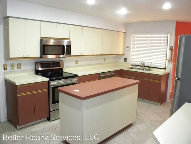 Building Photo - 3 br, 2 bath House - 2402 Burlwood Dr.