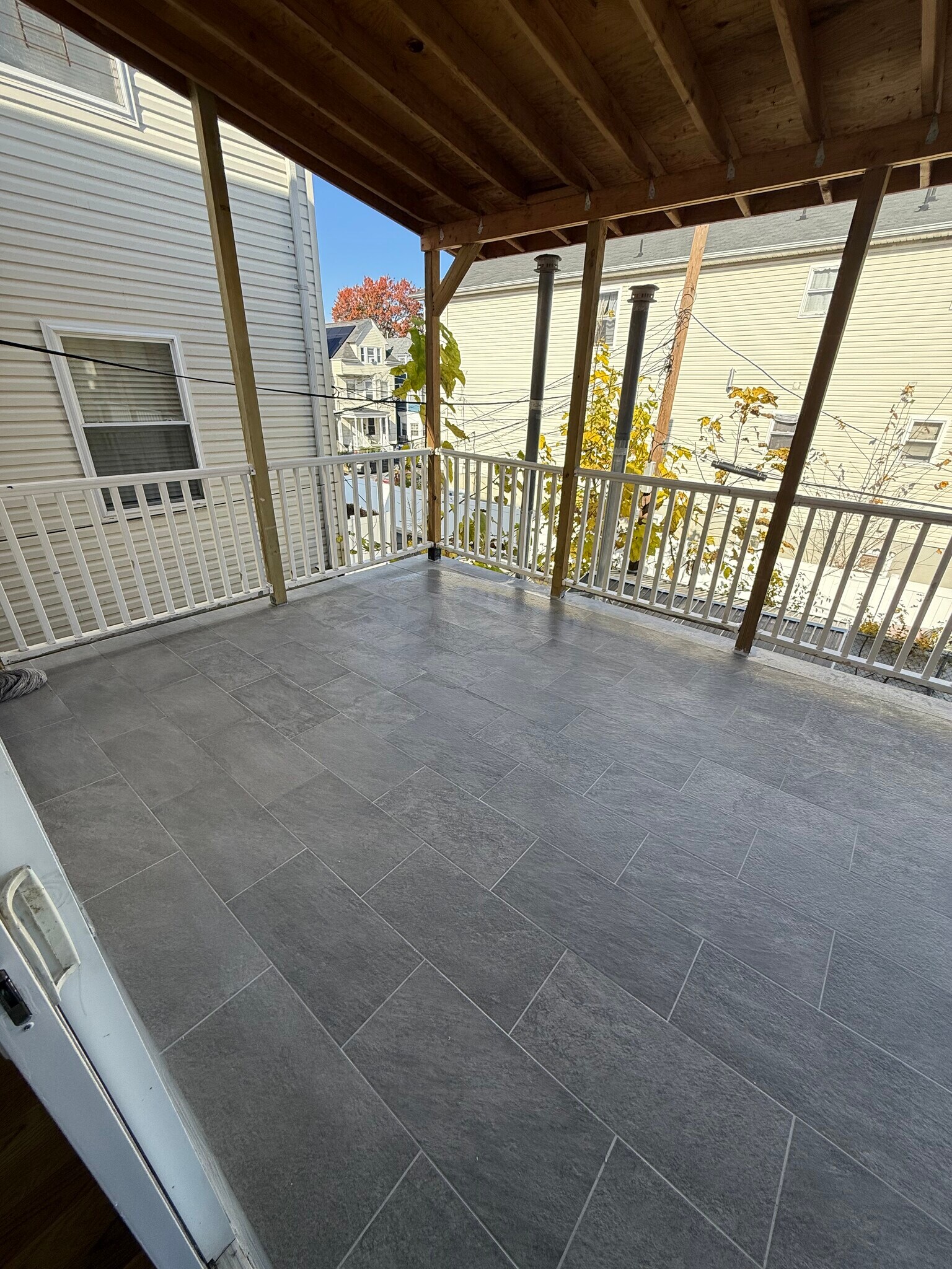 Building Photo - 535 Central Ave