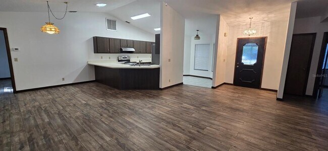 Building Photo - 10605 SW 68th Terrace