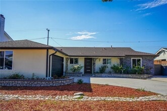 Building Photo - 1133 S Chantilly St