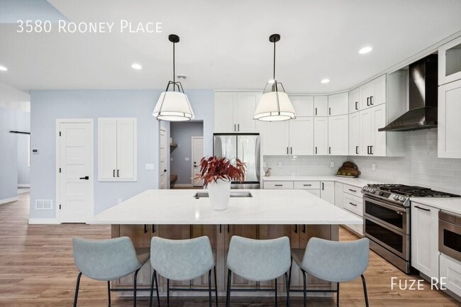 Building Photo - 3580 Rooney Pl