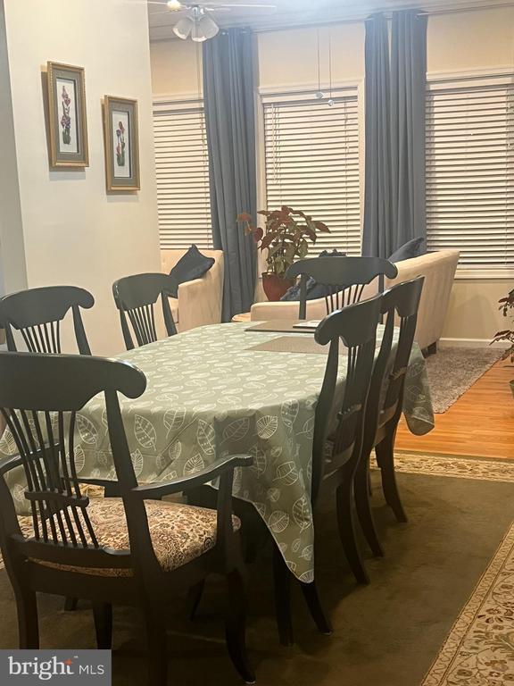 Building Photo - 12429 Willow Falls Dr