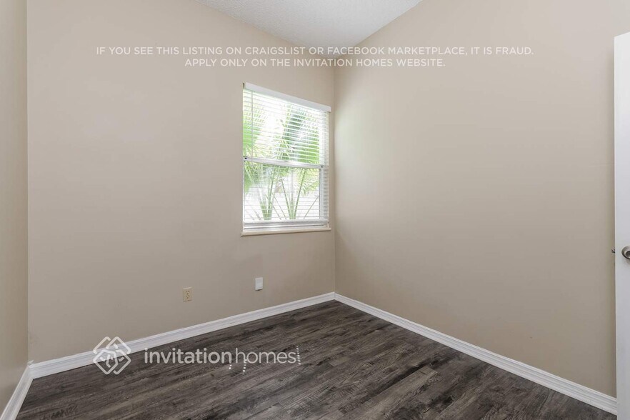 Building Photo - 14303 Mandolin Dr