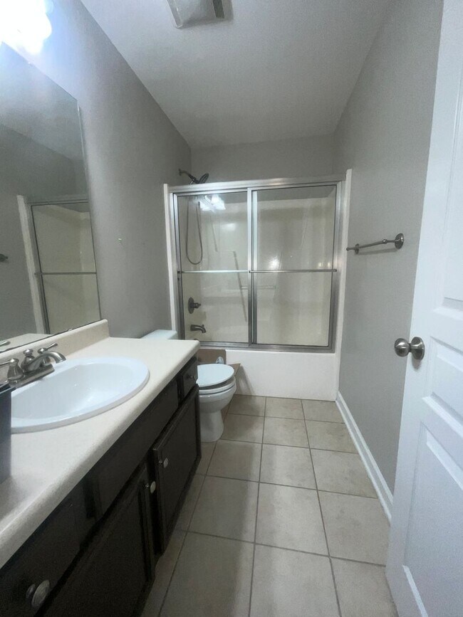 Building Photo - 5114 Lime St