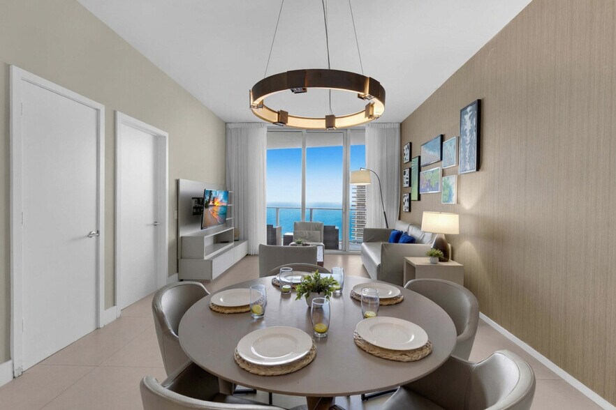 Building Photo - 4111 S Ocean Dr