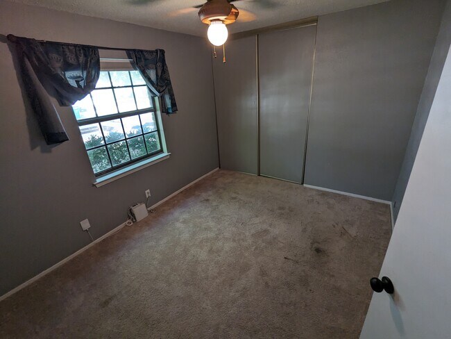 Building Photo - 4514 Cactus Trail