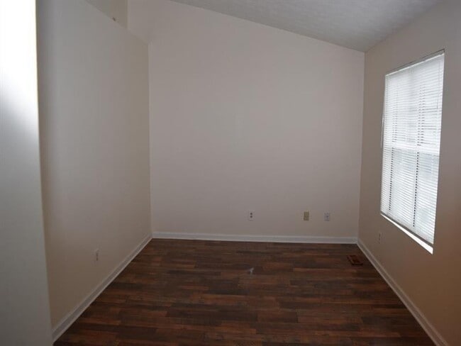 Building Photo - 3101 Queen Anne Ct