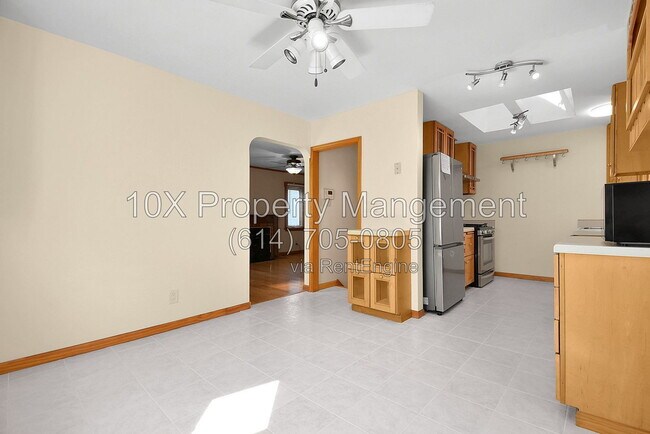 Building Photo - 227 Haldy Ave