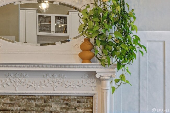 Building Photo - 2856 Sacramento St