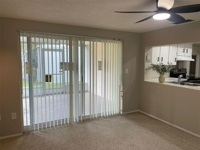 Building Photo - 3704 Haven Dr