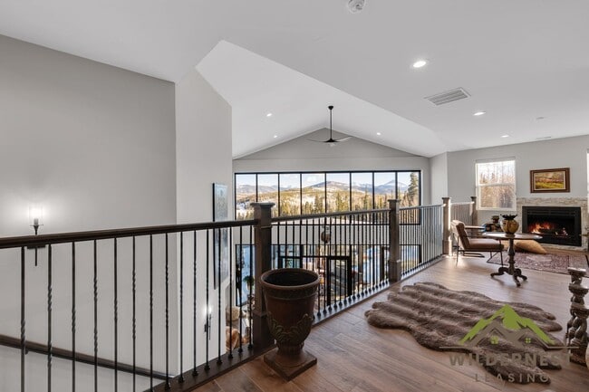 Building Photo - Stunning Luxury Mountain Home with Panoramic Views