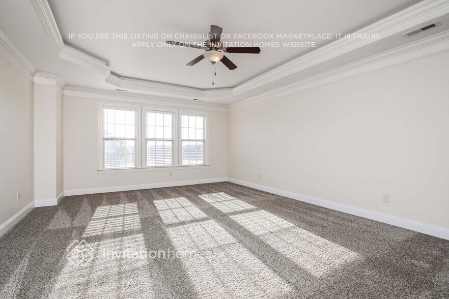 Building Photo - 15 Sun Tree Ln