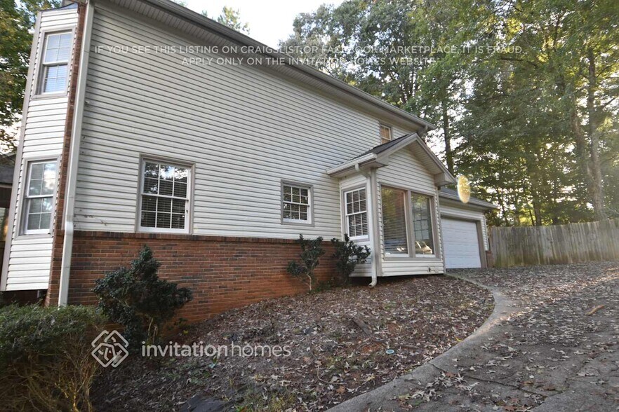 Building Photo - 413 Cricket Ridge Ct