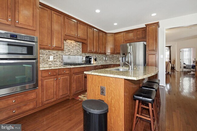Building Photo - 25053 Prairie Fire Square