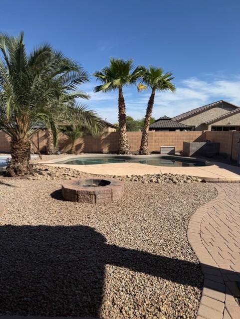 Building Photo - 37262 W Oliveto Ave