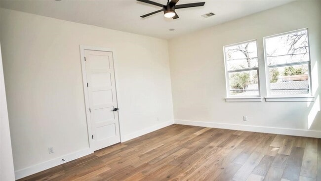 Building Photo - 1508 Weiss St