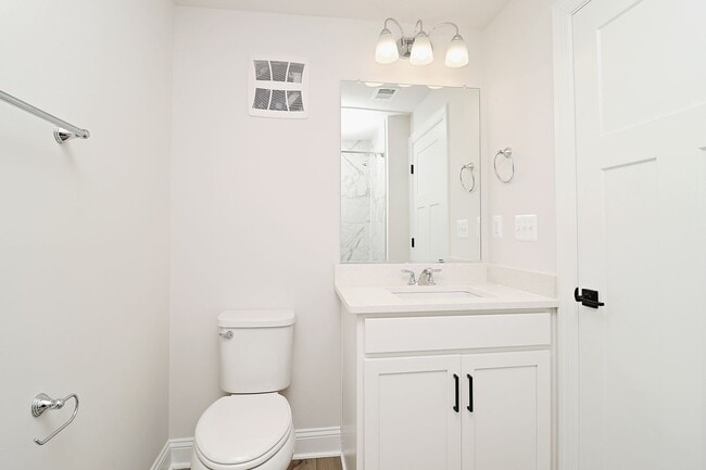 Building Photo - Be The First To Live Here - Pet-Friendly Crozet End-Unit Apartment