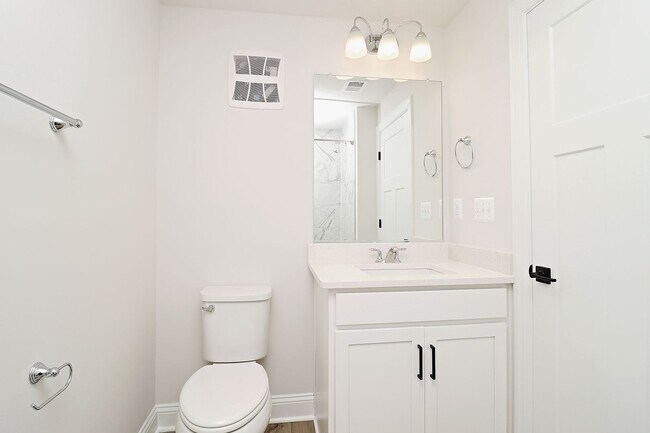 Building Photo - Pet-Friendly! Brand New End-Unit Apartment in Crozet