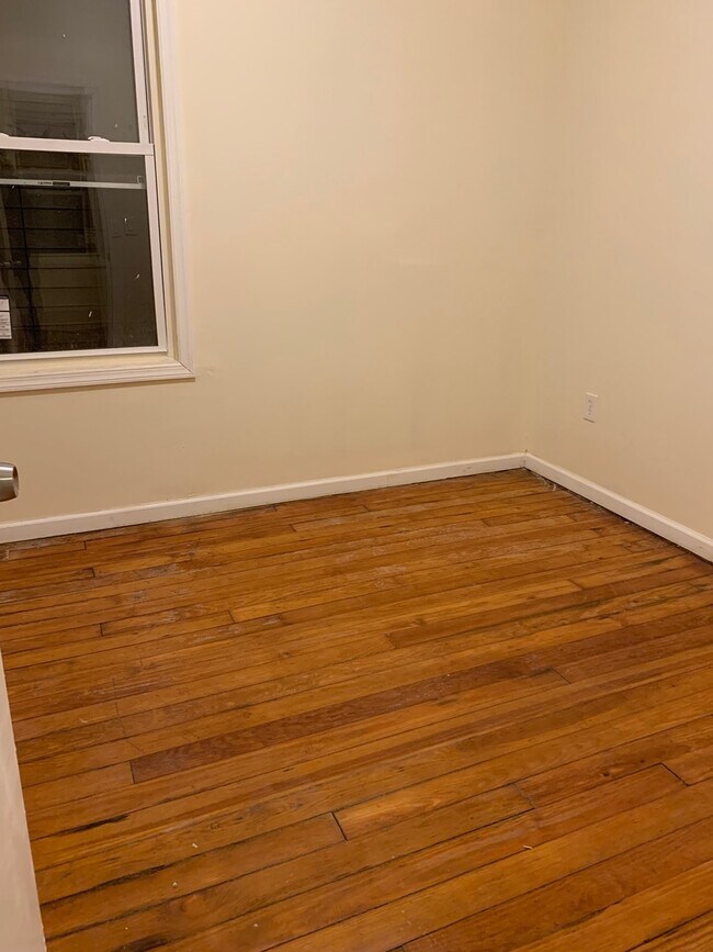 Building Photo - 79 Winans Ave