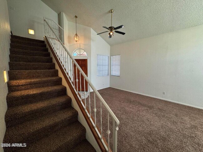 Building Photo - 4053 E Woodland Dr
