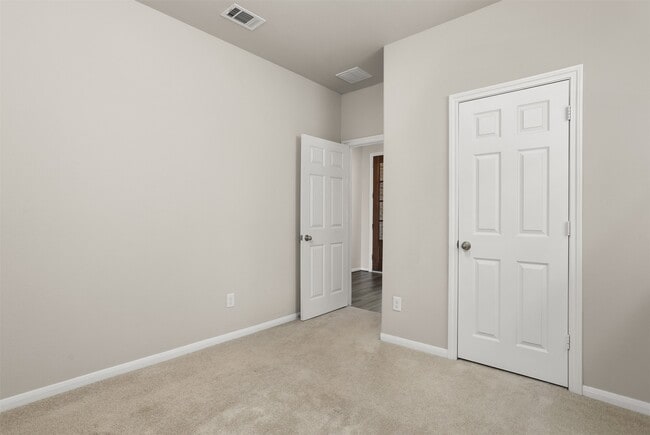 Building Photo - 13401 Emerald Mallard Dr