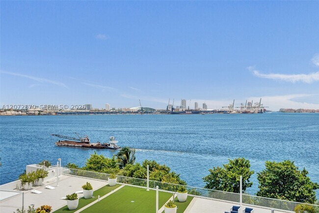 Building Photo - 770 Claughton Island Dr