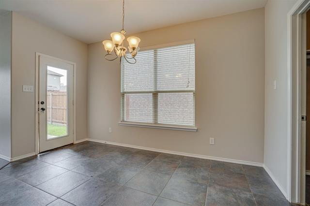 Building Photo - 4717 Hidden Pond Dr