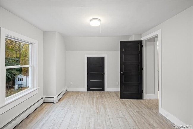 Building Photo - 122 Liberty Ave