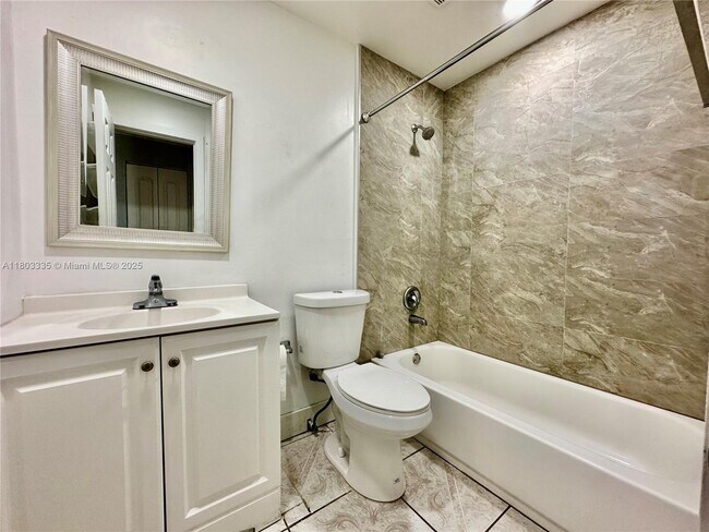 Building Photo - 15430 SW 82nd Ln