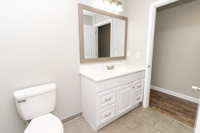 Building Photo - 3629 Thrushwood Dr