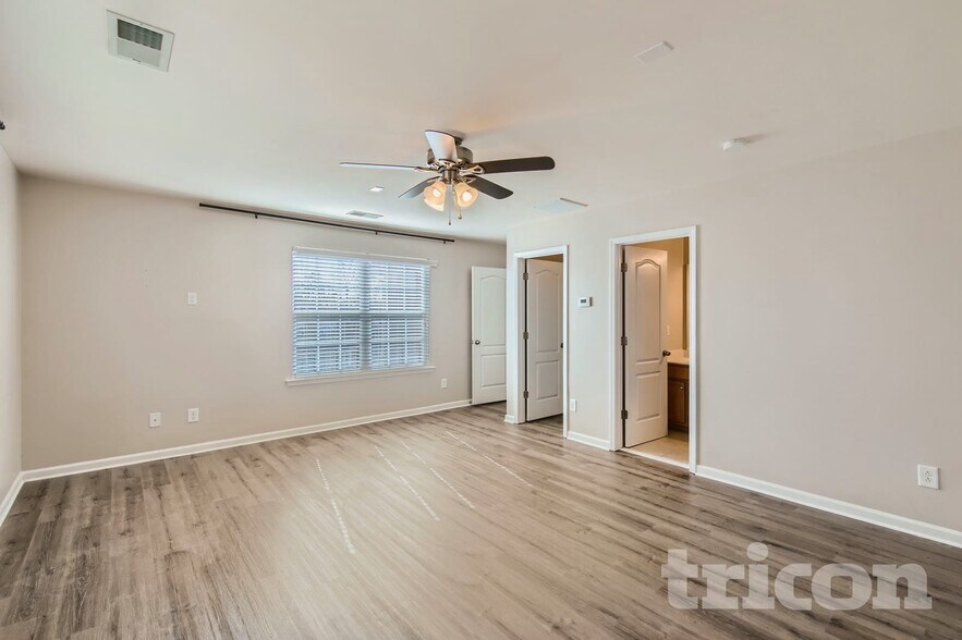 Building Photo - 1212 Screech Owl Rd