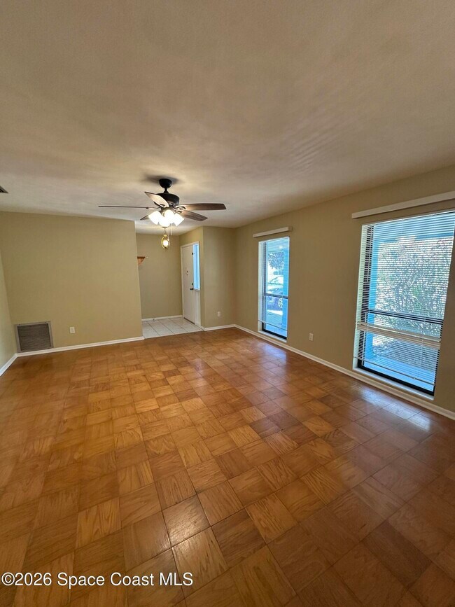 Building Photo - 3535 Nicklaus Dr